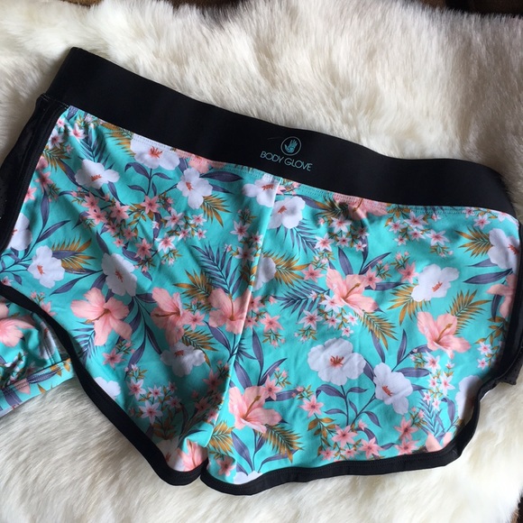 BODY GLOVE WOMEN SWIMMING SUIT SIZE MEDUIM - Picture 5 of 5